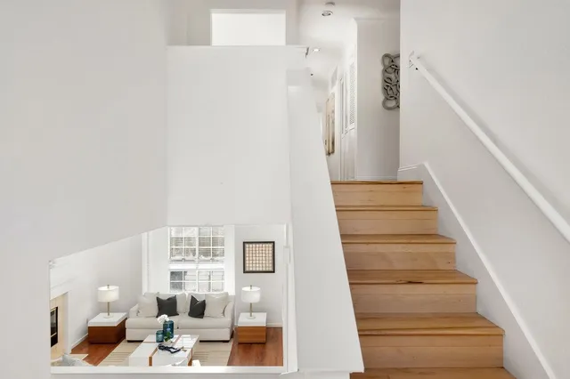 a view of entryway and hall