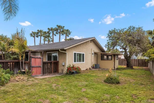 $2,150,000 | 889-91 Bracero Road, Encinitas, CA 92024