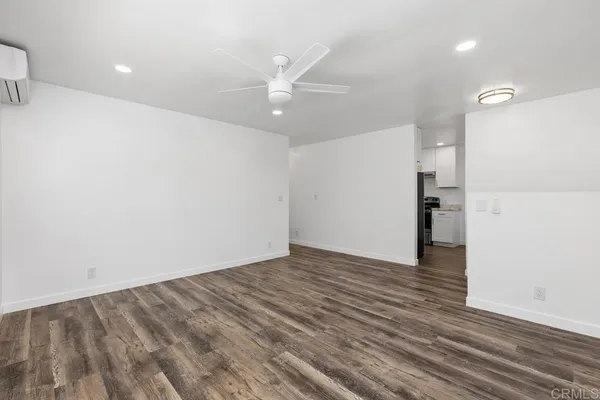 $2,150,000 | 889-91 Bracero Road, Encinitas, CA 92024