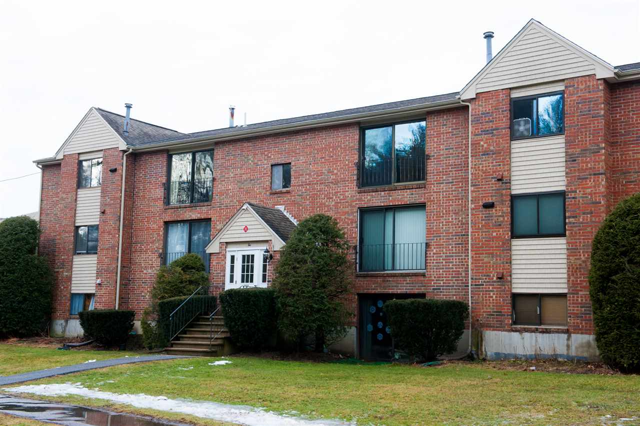 2 Brookside Drive, Unit 6 Exeter, NH 03833 - Photo 1 of 19
