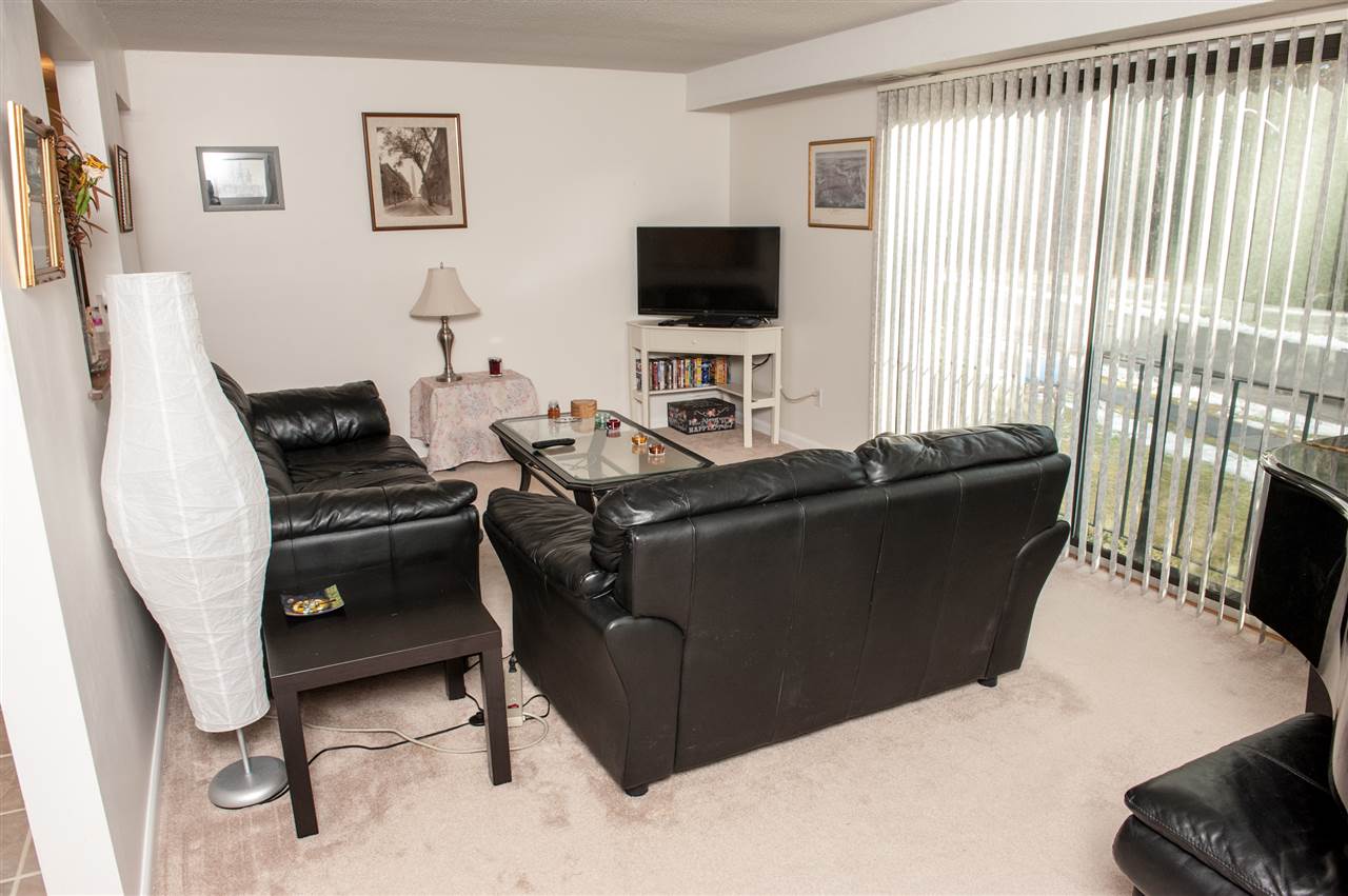 2 Brookside Drive, Unit 6 Exeter, NH 03833 - Photo 2 of 19