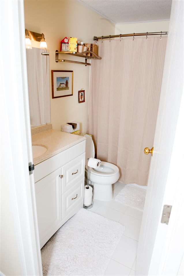 2 Brookside Drive, Unit 6 Exeter, NH 03833 - Photo 17 of 19