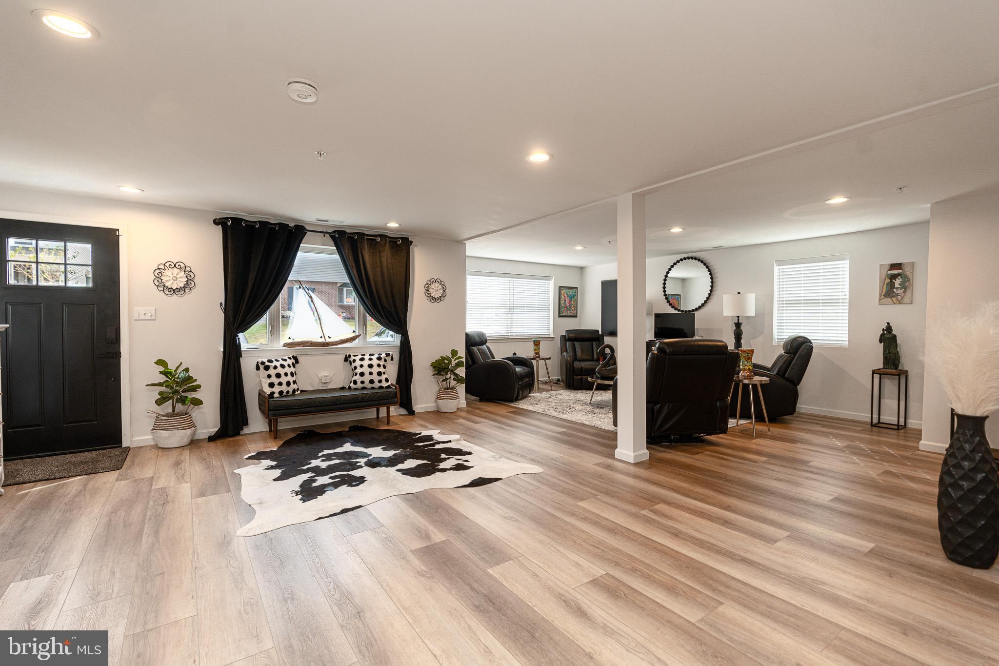 2306 Maple Road Sparrows Point, MD 21219 - Photo 4 of 43