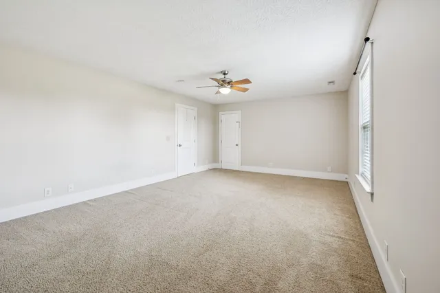 $550,000 | 572 Buntin Mill Road, Cottontown, TN 37048