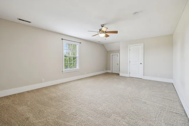 $550,000 | 572 Buntin Mill Road, Cottontown, TN 37048