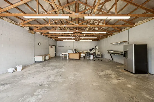 $550,000 | 572 Buntin Mill Road, Cottontown, TN 37048