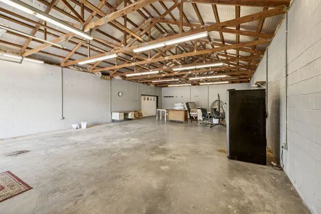 $550,000 | 572 Buntin Mill Road, Cottontown, TN 37048