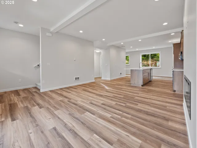 $439,000 | 1496 Southeast Marine Avenue, Lincoln City, OR 97367