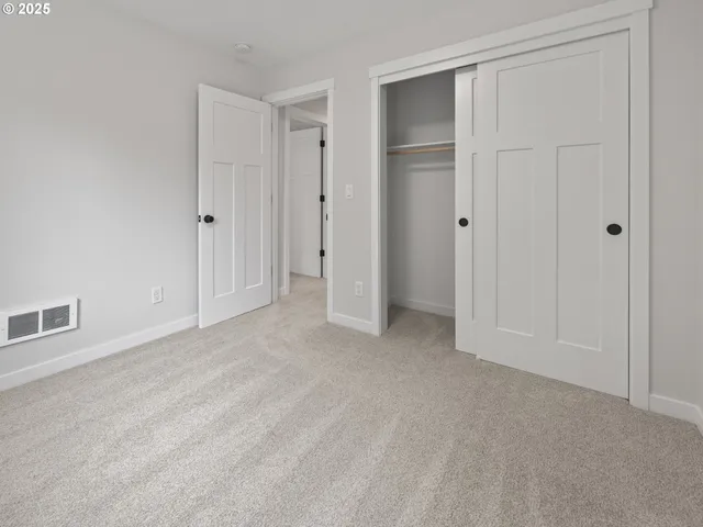 $439,000 | 1496 Southeast Marine Avenue, Lincoln City, OR 97367