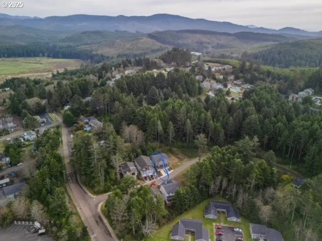 $439,000 | 1496 Southeast Marine Avenue, Lincoln City, OR 97367