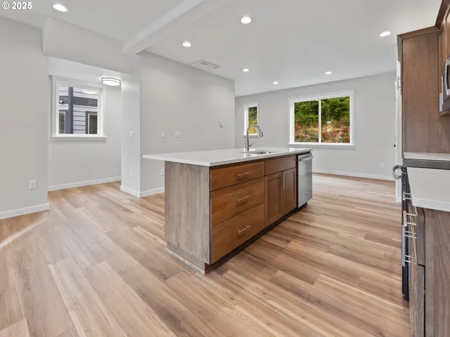 $439,000 | 1496 Southeast Marine Avenue, Lincoln City, OR 97367