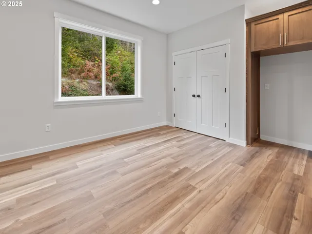 $439,000 | 1496 Southeast Marine Avenue, Lincoln City, OR 97367