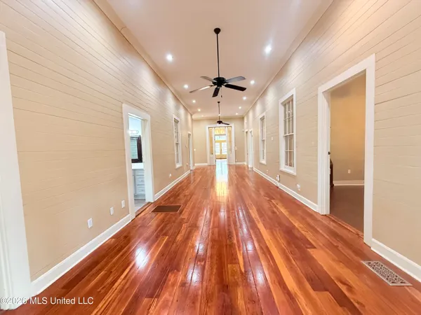 $450,000 | 506 South Church Street, Brookhaven, MS 39601