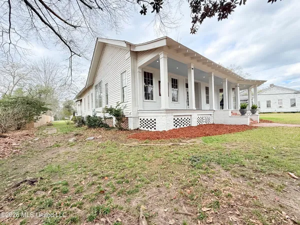 $450,000 | 506 South Church Street, Brookhaven, MS 39601