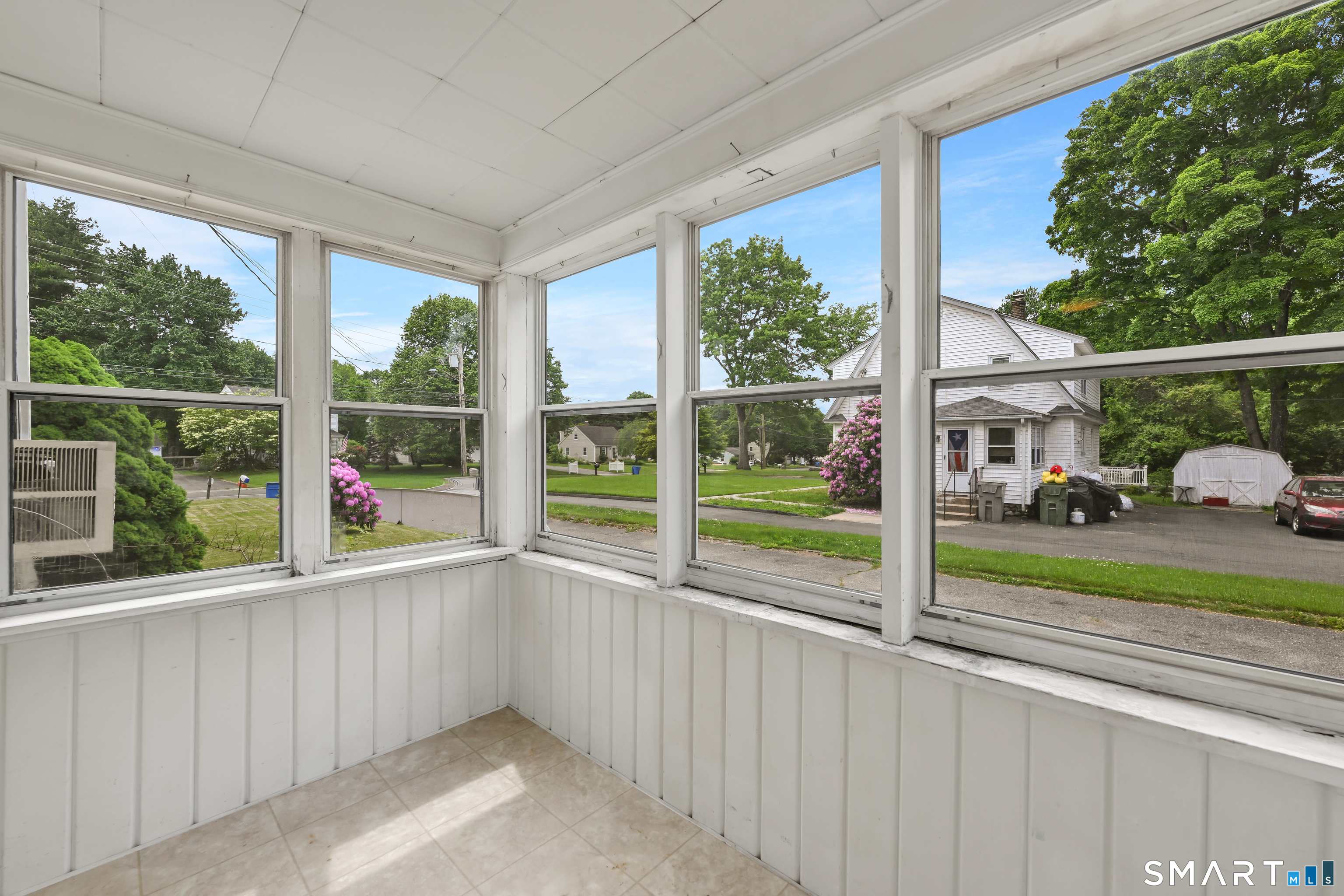 247 Stevens Street Bristol, CT 06010 - Photo 17 of 37