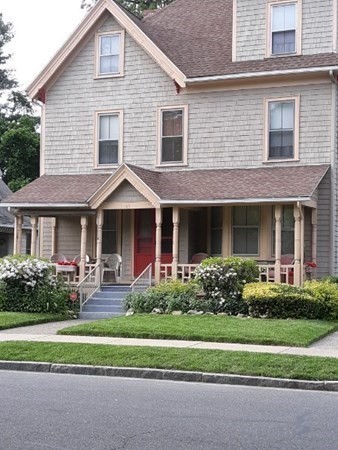 69 Clarendon Street Springfield, MA 01109 - Photo 3 of 22 Gallery Image 3