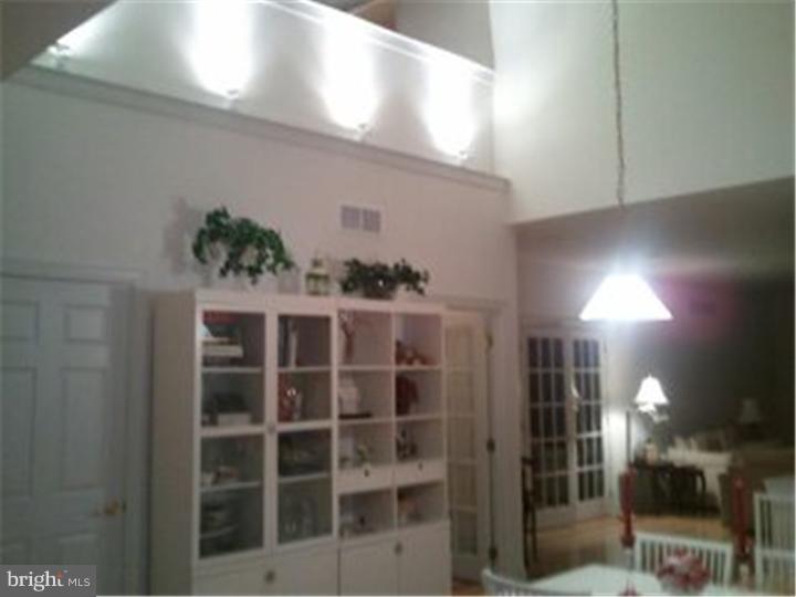 20 Green Meadow Road Skillman, NJ 08558 - Photo 8 of 20 Gallery Image 8