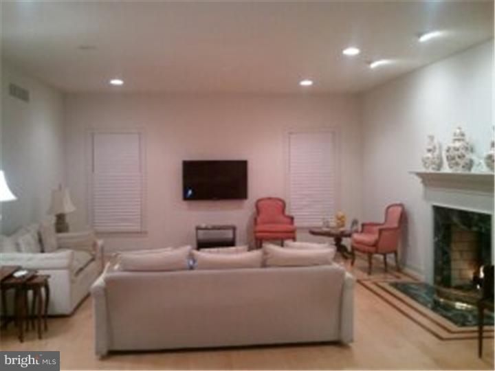 20 Green Meadow Road Skillman, NJ 08558 - Photo 9 of 20 Family Room