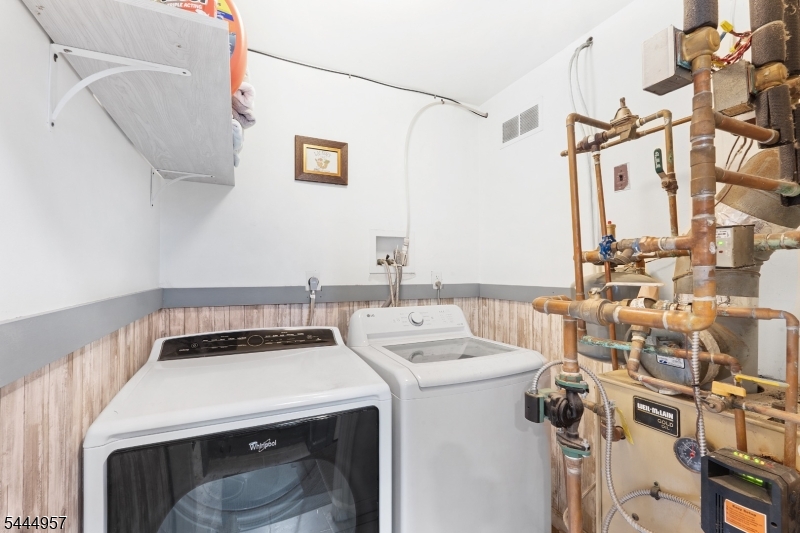 18 Smith Road Wantage, NJ 07461 - Photo 24 of 28