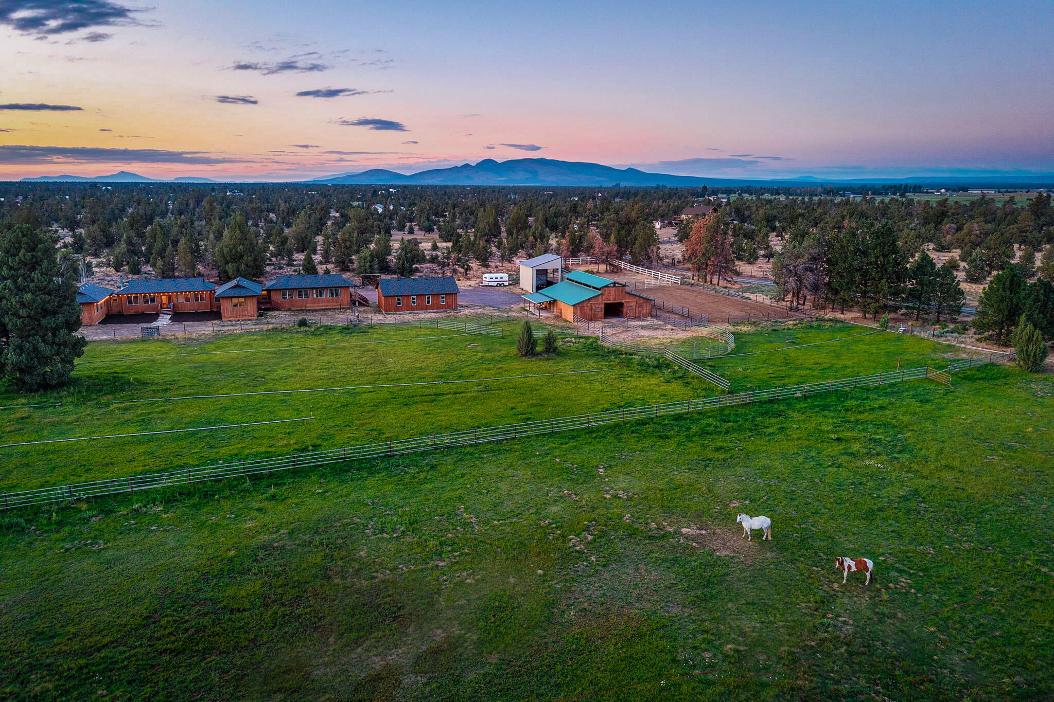 25271 Alfalfa Market Road Bend, OR 97701 - Photo 2 of 78 Gallery Image 2