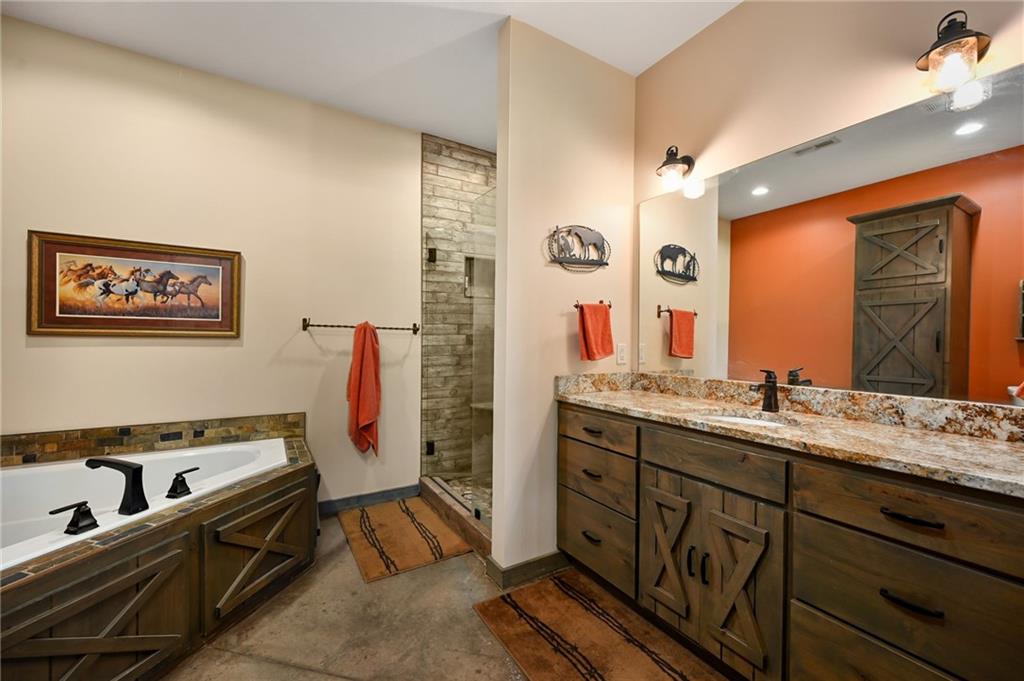 1428 Northwest 325th Road Holden, MO 64040 - Photo 17 of 33