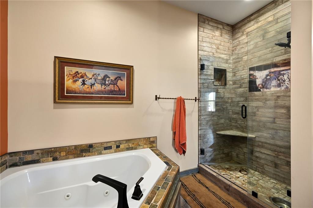 1428 Northwest 325th Road Holden, MO 64040 - Photo 19 of 33