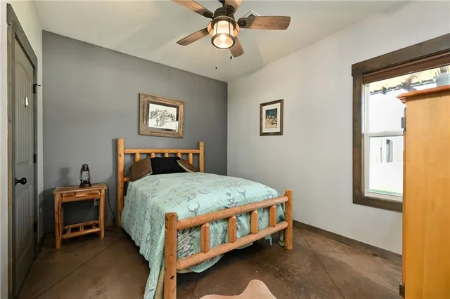 $499,000 | 1428 Northwest 325th Road, Holden, MO 64040