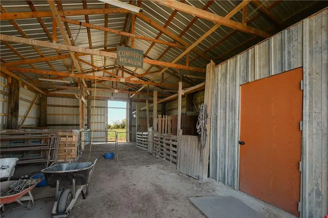 $499,000 | 1428 Northwest 325th Road, Holden, MO 64040