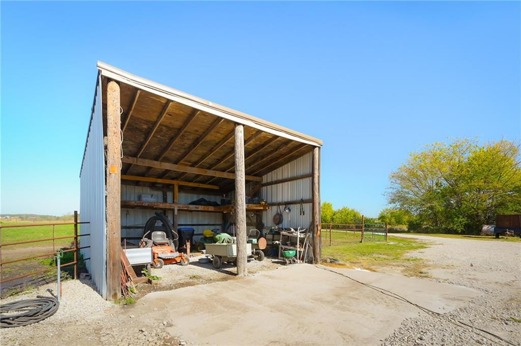 1428 Northwest 325th Road Holden, MO 64040 - Photo 29 of 33