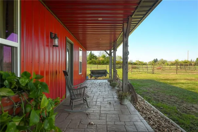 $499,000 | 1428 Northwest 325th Road, Holden, MO 64040