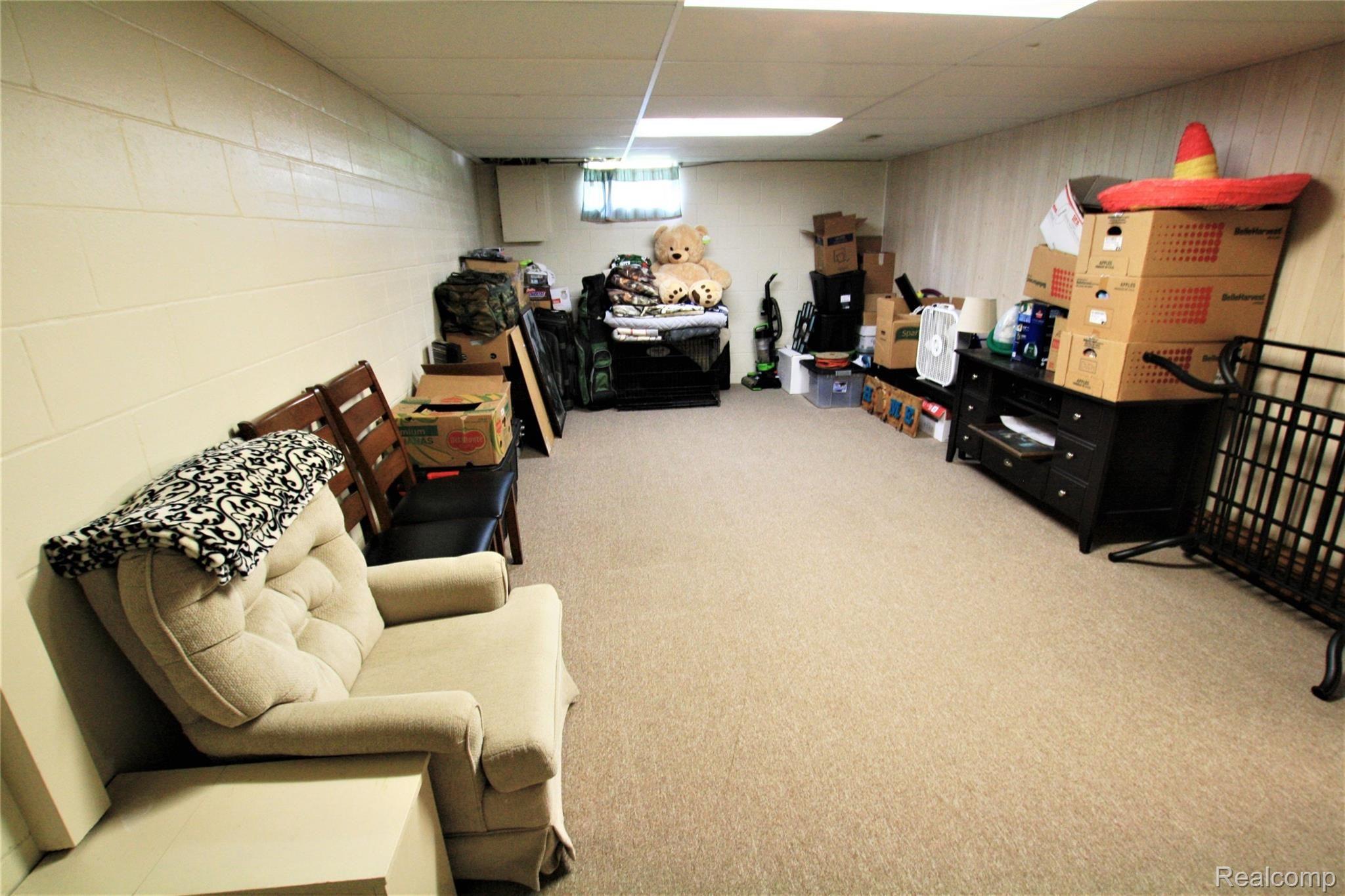 1087 Stonehenge Road Flint, MI 48532 - Photo 26 of 31 IMG_1760.JPG
