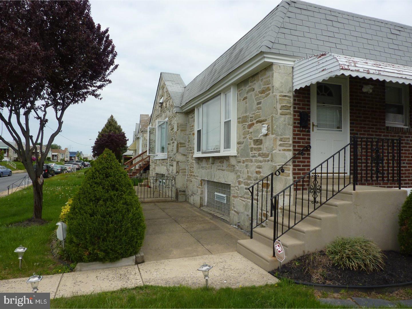 8907 Blue Grass Road Philadelphia, PA 19152 - Photo 3 of 23 Gallery Image 3