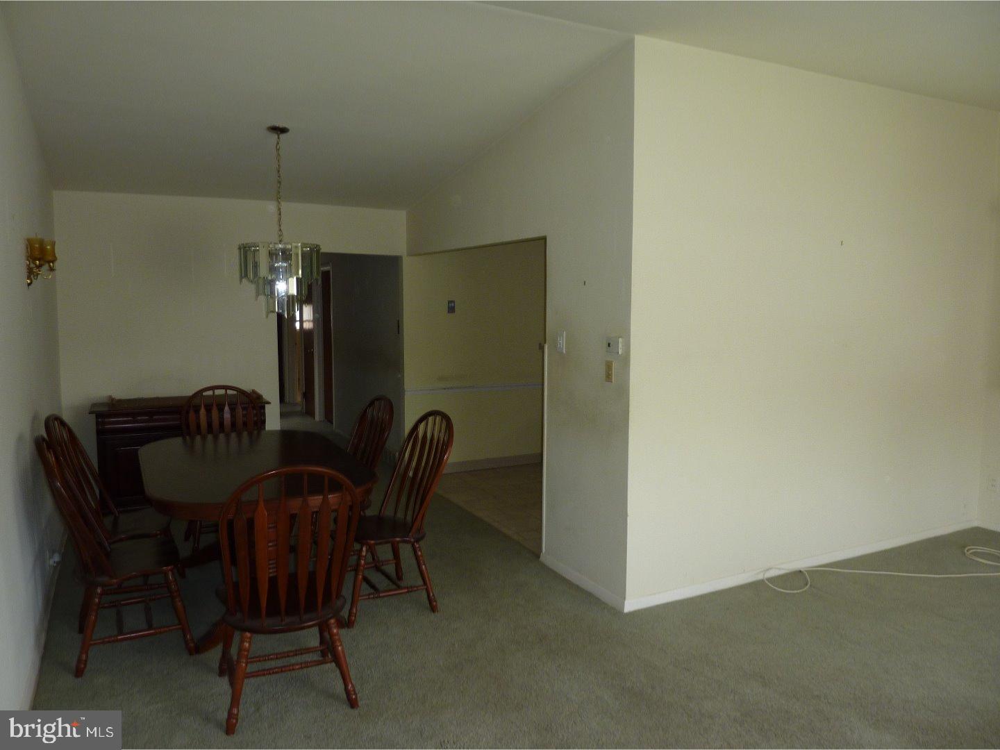 8907 Blue Grass Road Philadelphia, PA 19152 - Photo 8 of 23 Gallery Image 8