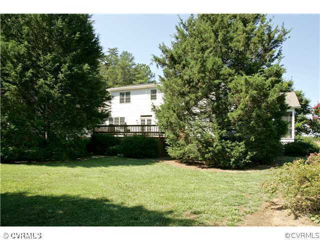 220 Broad St Road Manakin-Sabot, VA 23103 - Photo 12 of 12 Exterior Back