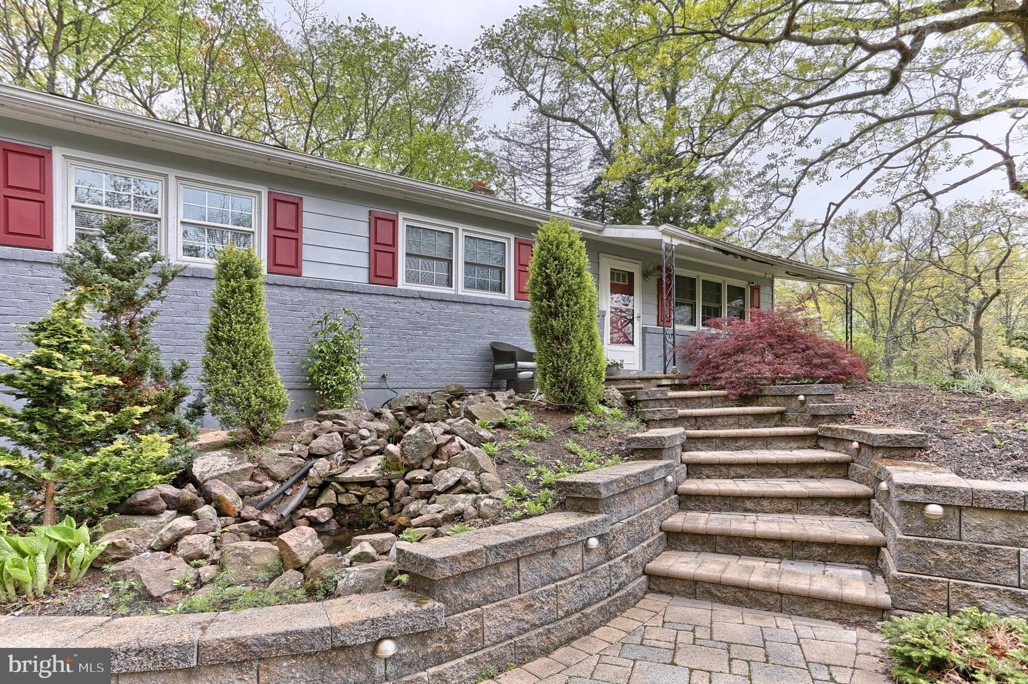 720 Heck Hill Road Lewisberry, PA 17339 - Photo 4 of 37