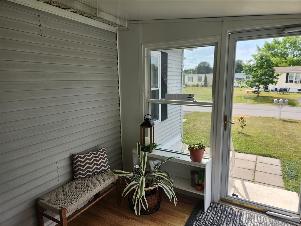 97 Locust Drive Hamlin, NY 14464 - Photo 4 of 17