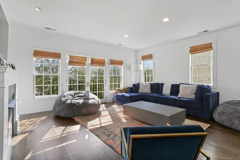 $1,219,000 | 77 Havemeyer Lane, Unit 107, Stamford, CT 06902