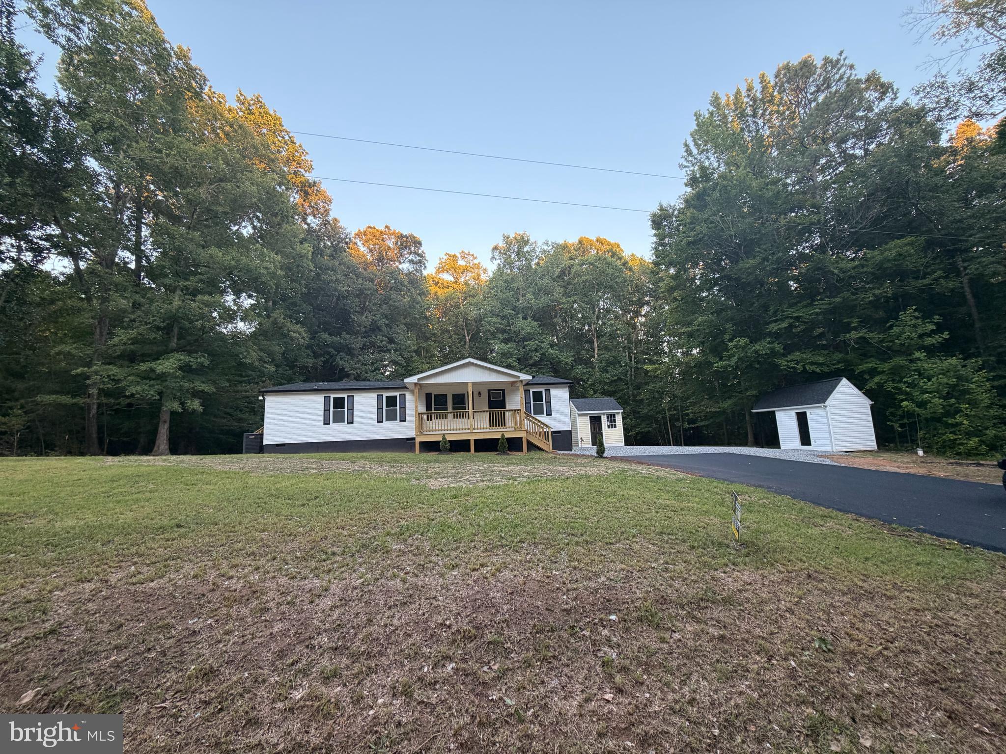 13577 Countyline Church Road Woodford, VA 22580 - Photo 3 of 35