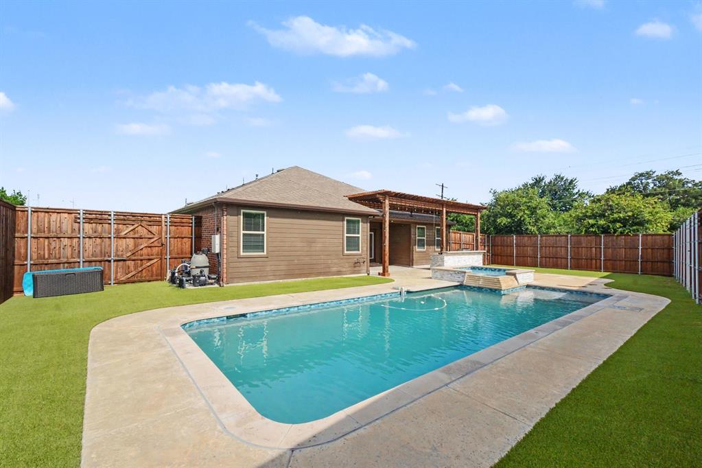 3801 Forest Bend Road Denton, TX 76208 - Photo 33 of 36