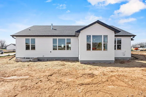 $550,000 | N8842 Killarney Way, Menasha, WI 54952