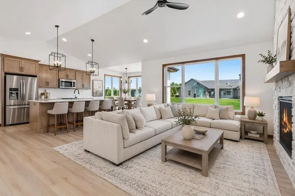 $550,000 | N8842 Killarney Way, Menasha, WI 54952