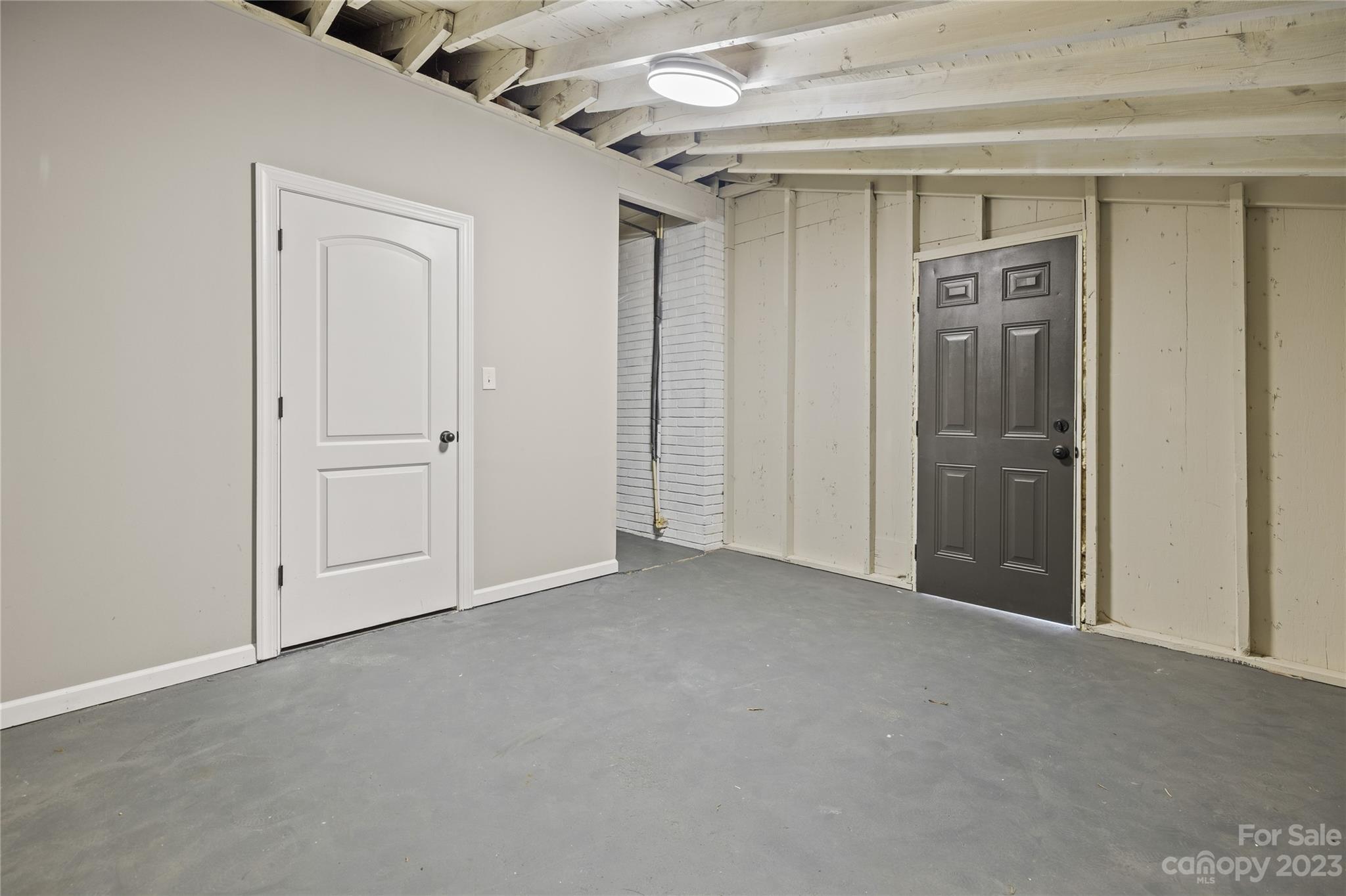 1415 East Main Street Cherryville, NC 28021 - Photo 21 of 34 an empty room with closet area