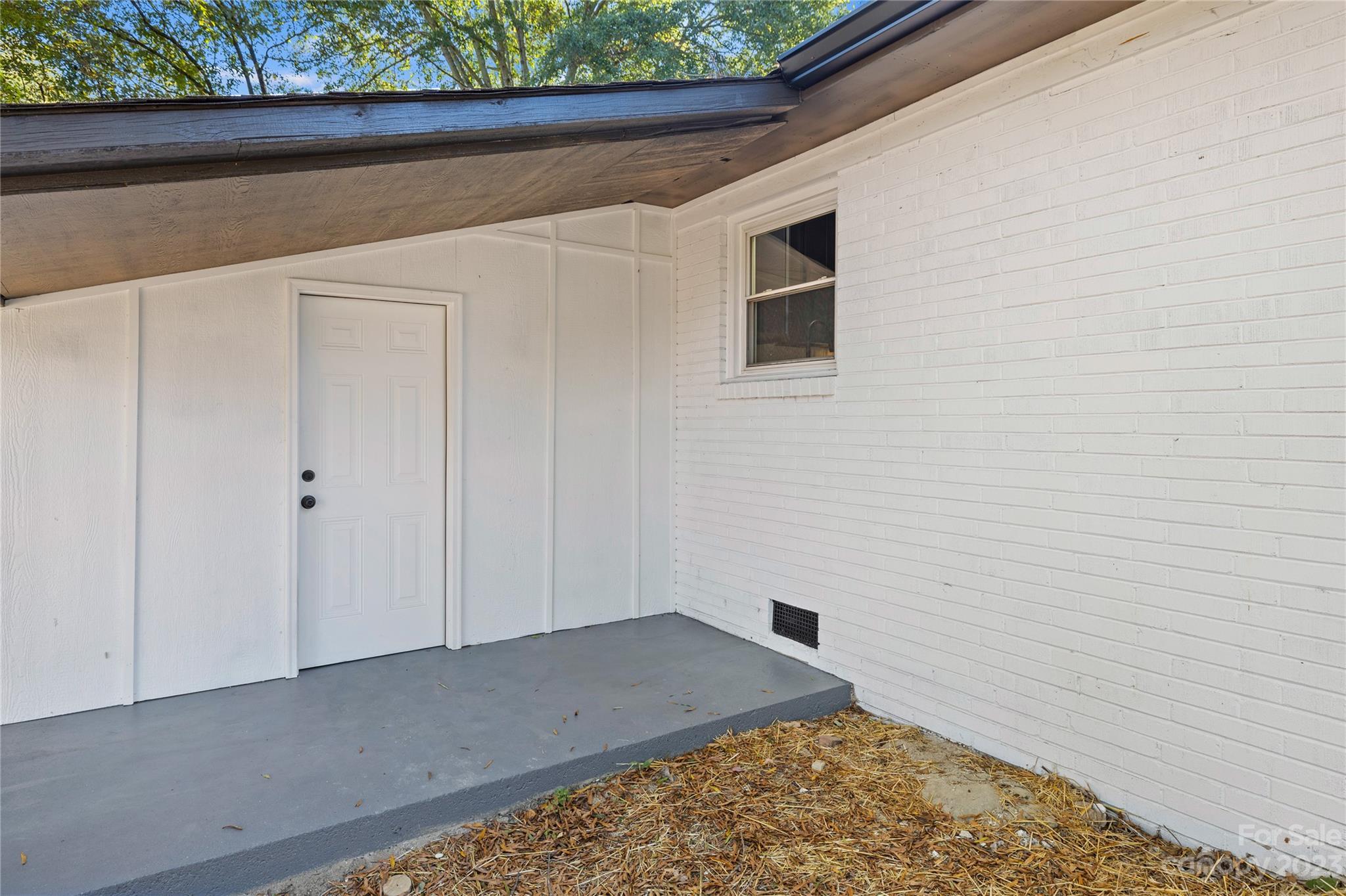 1415 East Main Street Cherryville, NC 28021 - Photo 30 of 34 a view of small space