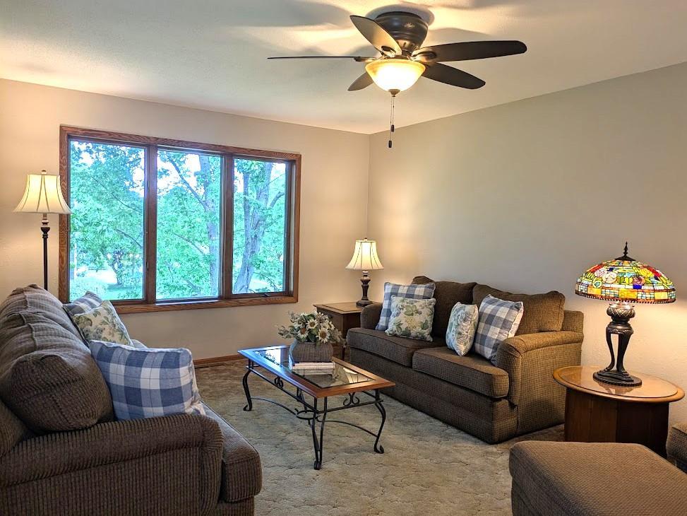 8427 Cooper Path Inver Grove Heights, MN 55076 - Photo 9 of 24