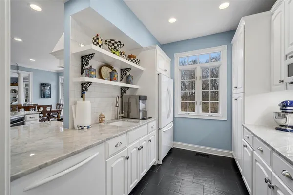 $859,000 | 504 Oxmoor Court, St. Charles, IL 60175