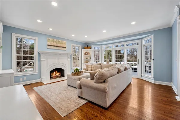 $859,000 | 504 Oxmoor Court, St. Charles, IL 60175