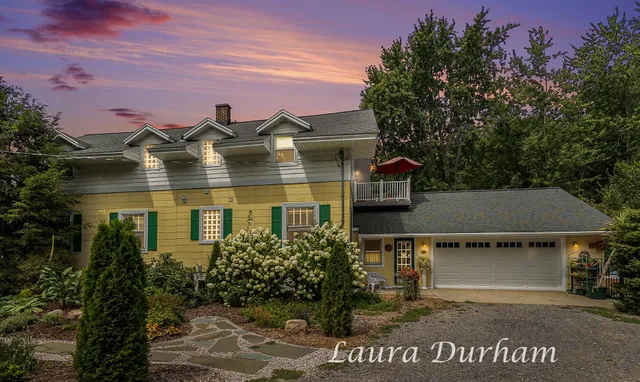 $1,285,000 | 790 Lake Street, Saugatuck, MI 49453