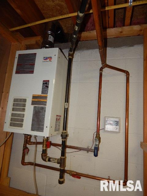 25140 Spring Creek Road Washington, IL 61571 - Photo 27 of 35 Gallery Image 27