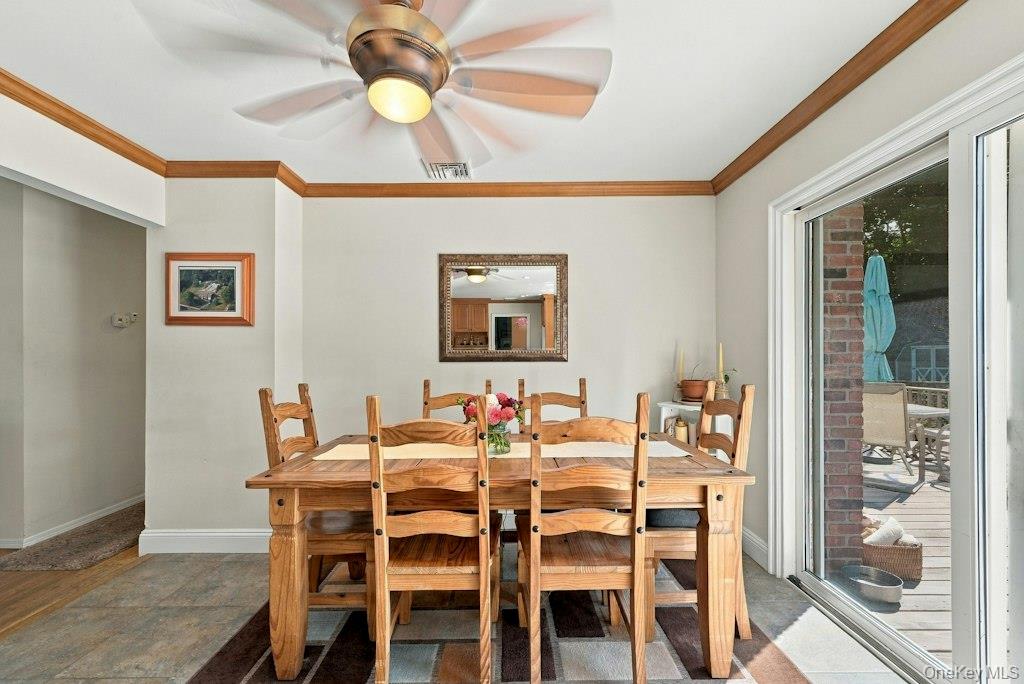 985 Silver Colt Road Cutchogue, NY 11935 - Photo 14 of 31 Gallery Image 14