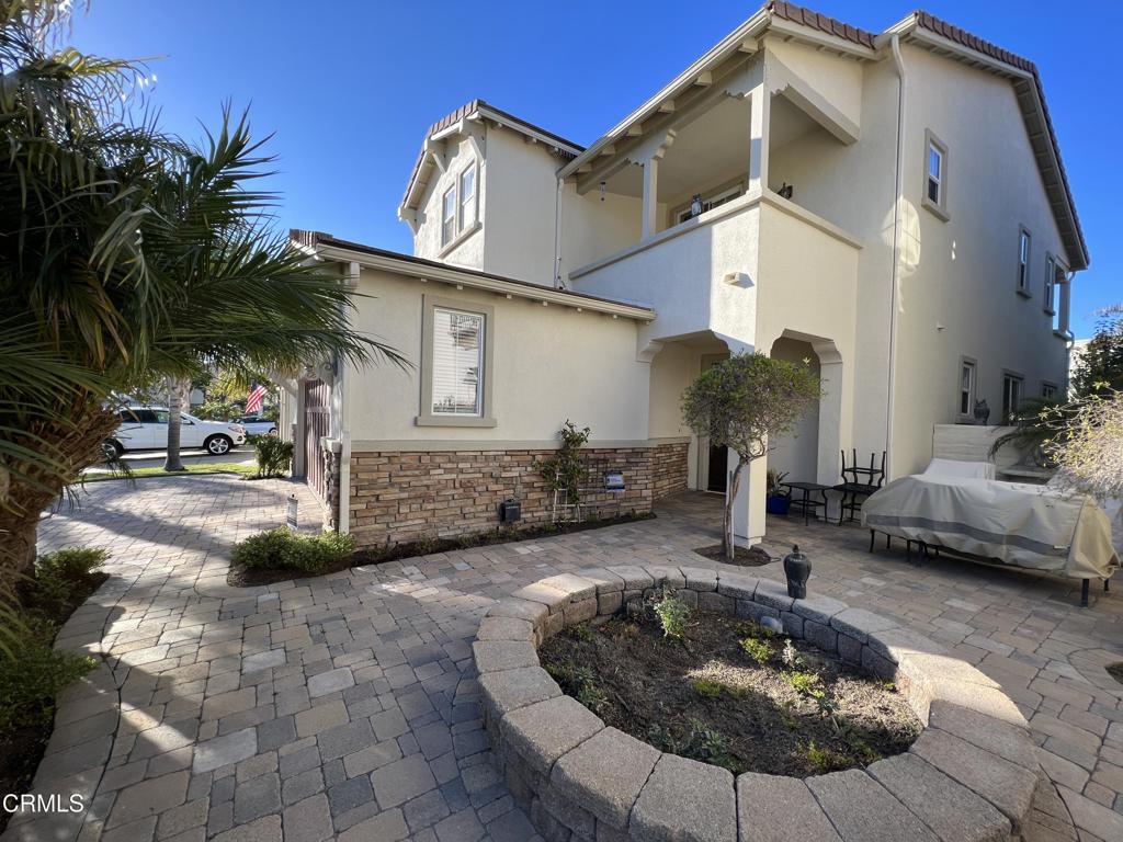 4353 Waterside Lane Oxnard, CA 93035 - Photo 4 of 46